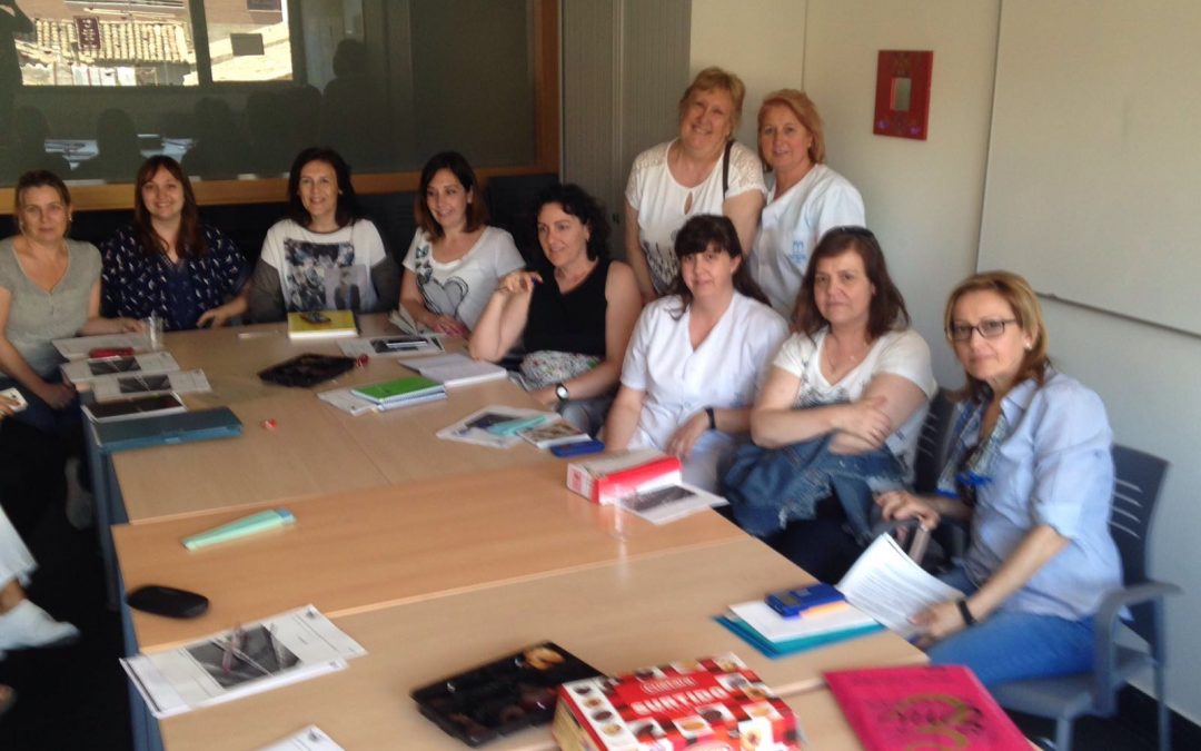 Curso Introducción al Acompañamiento Terapéutico en UTEBO, Mayo 2016